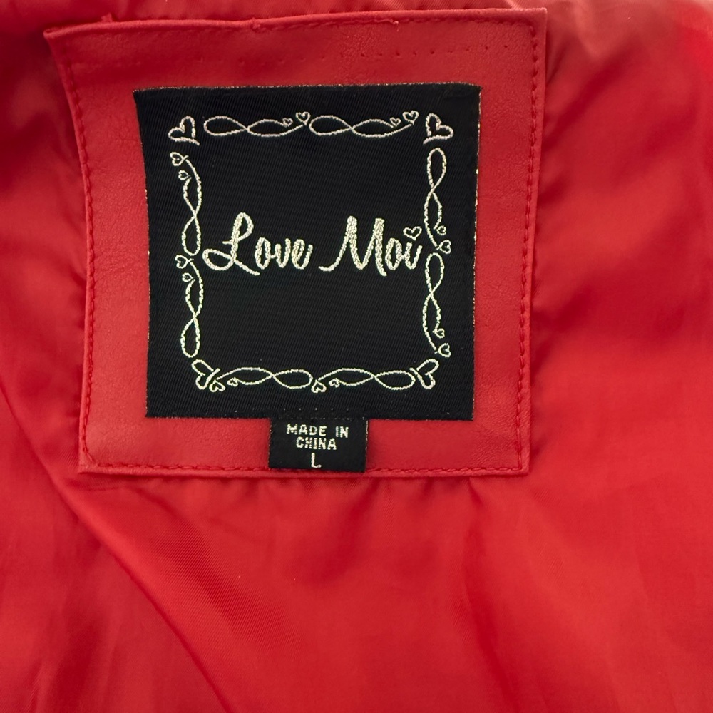 Red Jacket - Picture 2 of 5